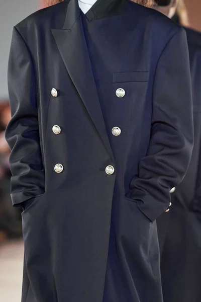 Look 7
